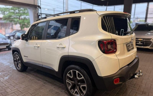 imagem-https://www.socarrao.com.br/sc-vehicle-images-prod/4421739/1792674352895-8583954_1_B_e7df9944db.jpeg