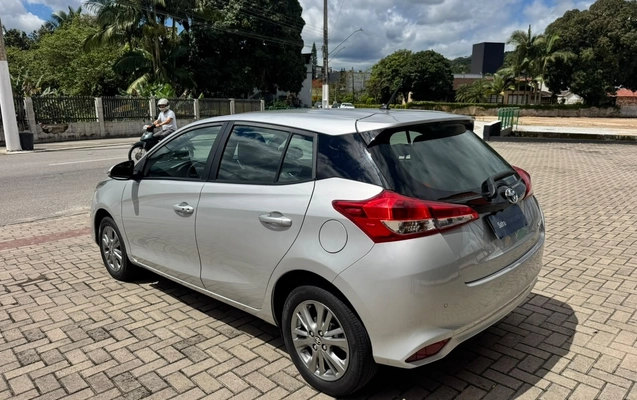 imagem-https://www.socarrao.com.br/sc-vehicle-images-prod/4421853/1792674607111-01a80806-40f3-493a-8312-ca6db0f507c1.jpg
