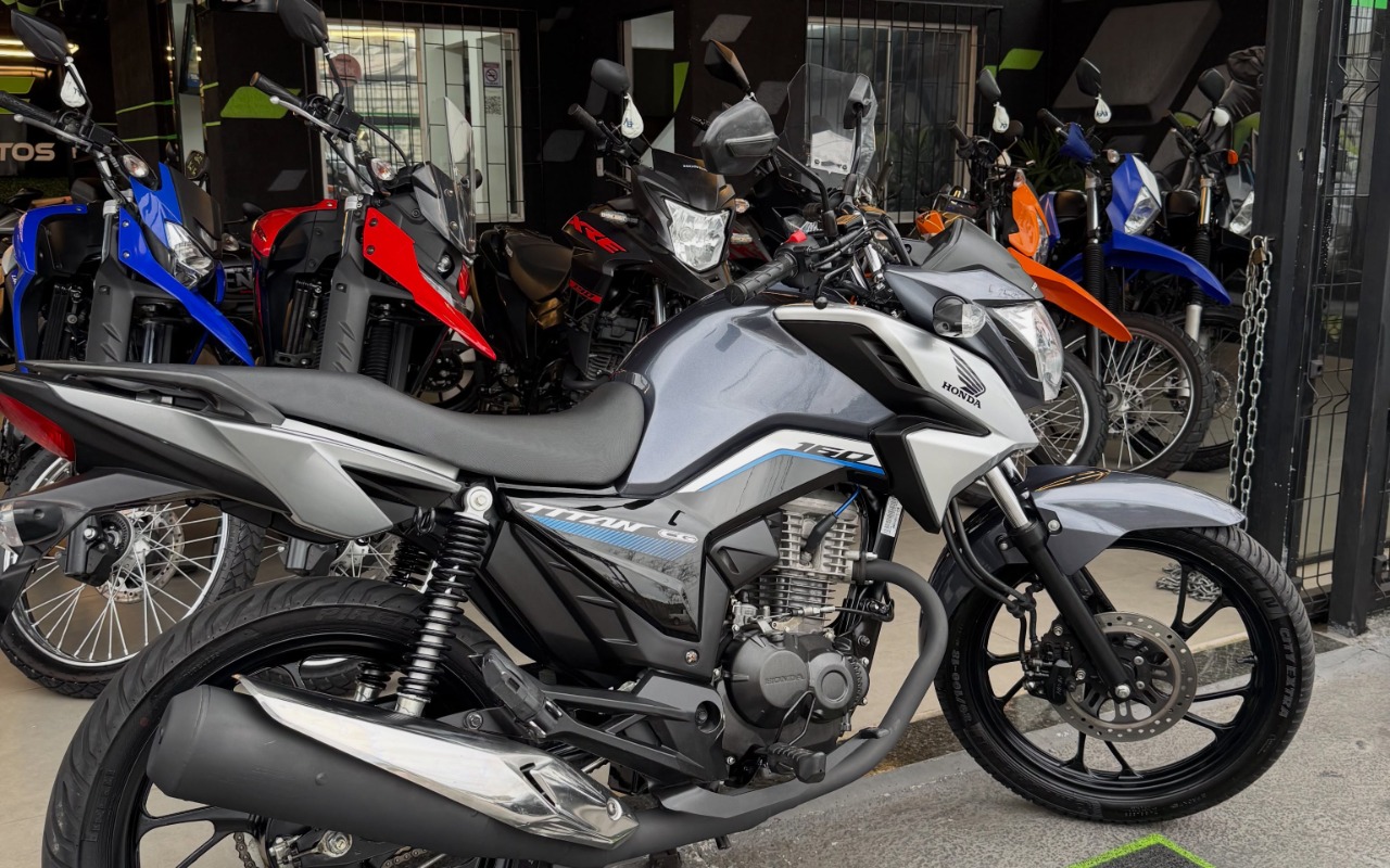 imagem-https://www.socarrao.com.br/sc-vehicle-images-prod/4421879/1792674808450-ODYyMzI1MDYyXzE4MTI4ODQ5ODk5ODQyMjQ4XzU4OTk4Mzc4MDUwNzM2OTI1MTZfbi5qcGc.jpg