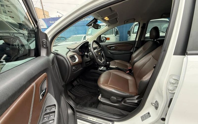 imagem-https://www.socarrao.com.br/sc-vehicle-images-prod/4421887/1792674870542-8594739_4_B_1499f7278d.jpeg