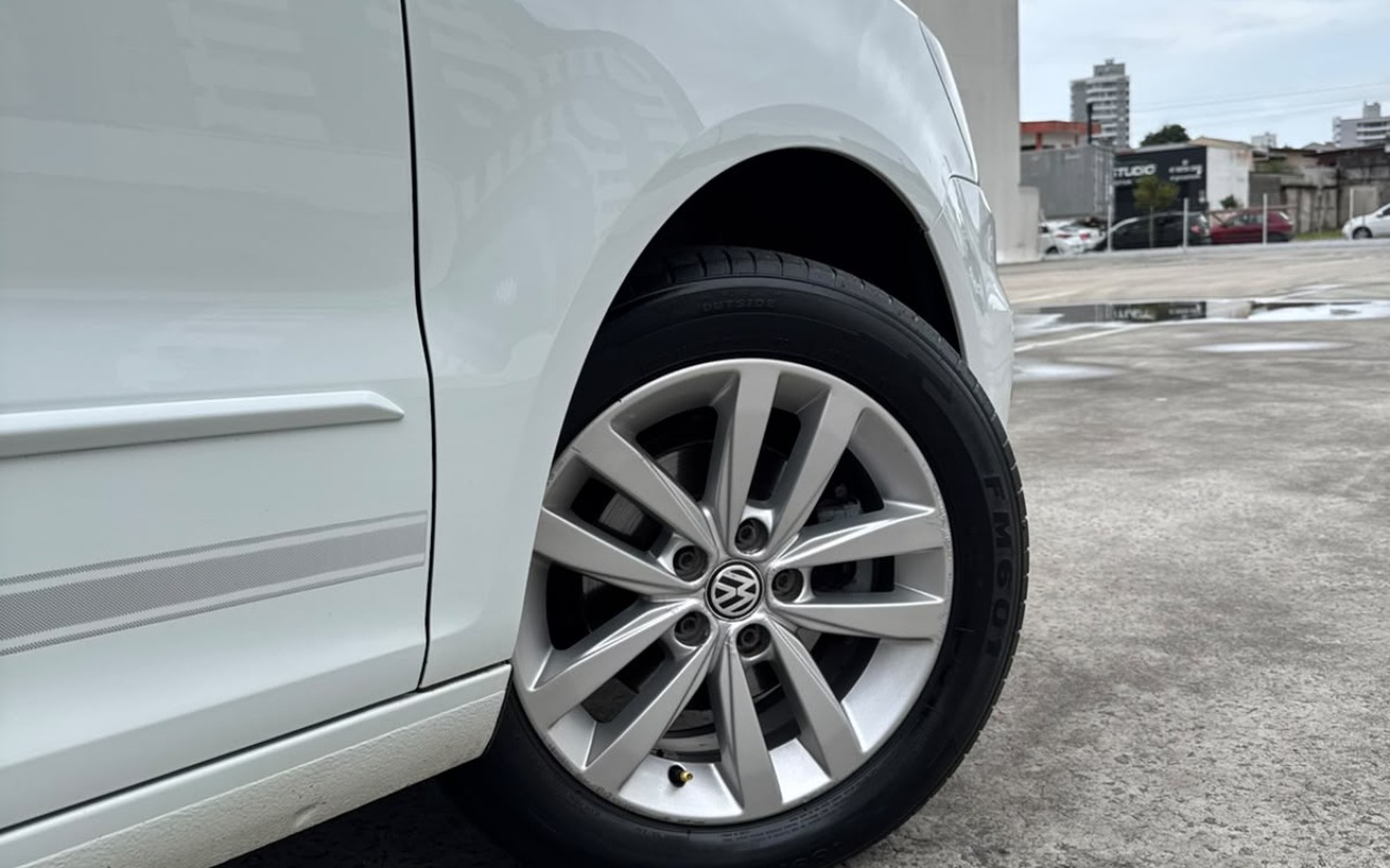 imagem-https://www.socarrao.com.br/sc-vehicle-images-prod/4421929/1792675184139-V2hhdHNBcHAgSW1hZ2UgMjAyNi0xMC0yMiBhdCAwOS40OC4zMiAoMikuanBlZw.jpeg