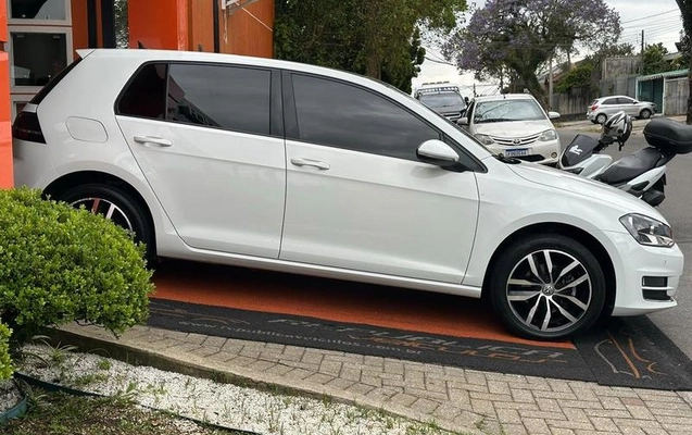 imagem-https://www.socarrao.com.br/sc-vehicle-images-prod/4421992/1792675594938-8593924_2_B_3435cb8a91.jpeg