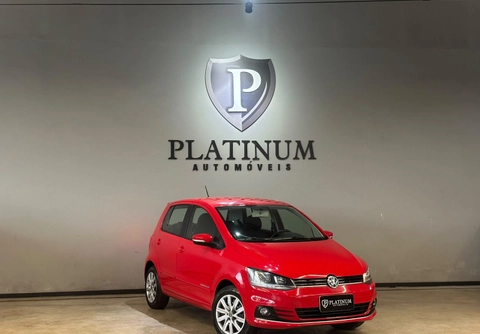 Volkswagen Fox 2015 Vermelho — foto 1 de 3
