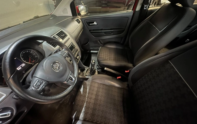 imagem-https://www.socarrao.com.br/sc-vehicle-images-prod/4422004/1792675692177-6130dbf6d3df4fcdbb56202cf677e3c8_1792672372886.jpg