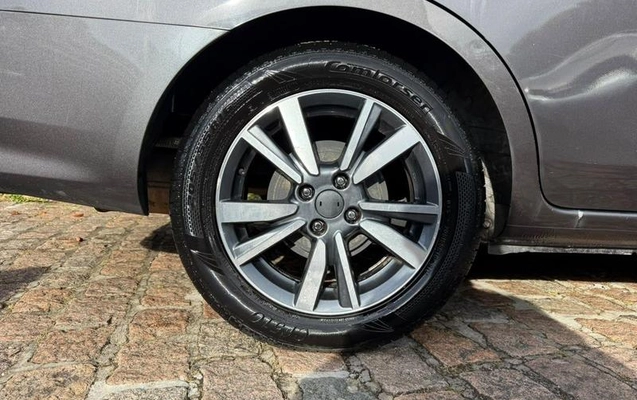 imagem-https://www.socarrao.com.br/sc-vehicle-images-prod/4422014/1792675736060-8587126_3_B_d3560851f2.jpeg