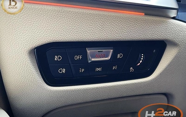 imagem-https://www.socarrao.com.br/sc-vehicle-images-prod/4422018/1792687104244-8593856_14_B_0c2cc2b3a1.jpeg