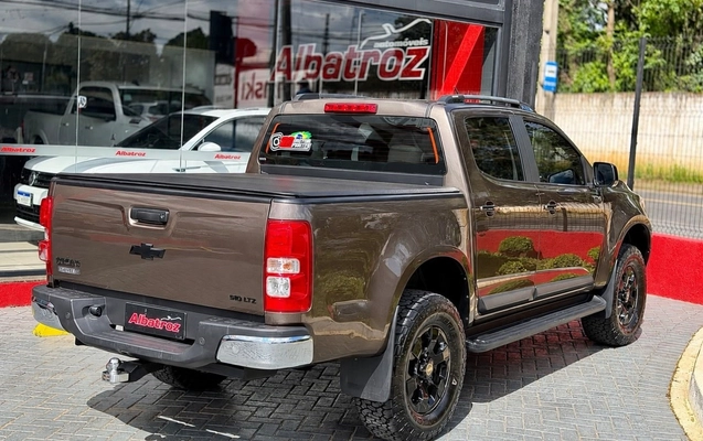 imagem-https://www.socarrao.com.br/sc-vehicle-images-prod/4422031/1792675808686-4_033910.jpg