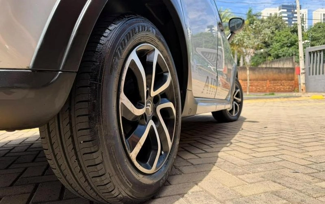 imagem-https://www.socarrao.com.br/sc-vehicle-images-prod/4422120/1792676308649-8571053_3_B_302e0cf17b.jpeg
