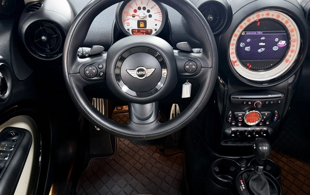imagem-https://www.socarrao.com.br/sc-vehicle-images-prod/4422123/1792676330541-7_103658.jpg