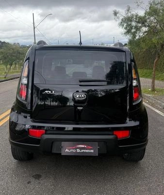 imagem-https://www.socarrao.com.br/sc-vehicle-images-prod/4422158/1792676597306-8595101_4_B_49fef2cef4.jpeg