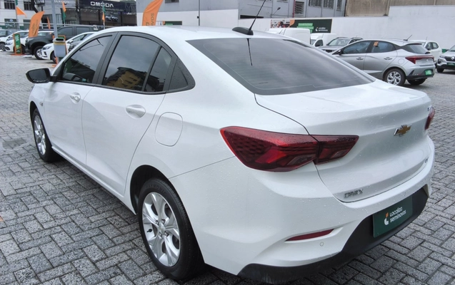 imagem-https://www.socarrao.com.br/sc-vehicle-images-prod/4422160/1792676664710-2_104418.jpg