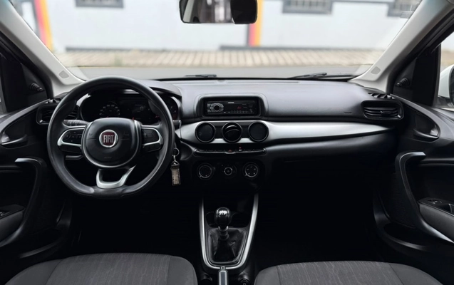 imagem-https://www.socarrao.com.br/sc-vehicle-images-prod/4422162/1792676709025-6_104436.jpg