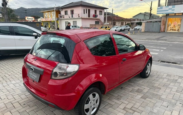 imagem-https://www.socarrao.com.br/sc-vehicle-images-prod/4422164/1792676730388-003_225bfd0ce731f18ceed4c657778d3370.jpg
