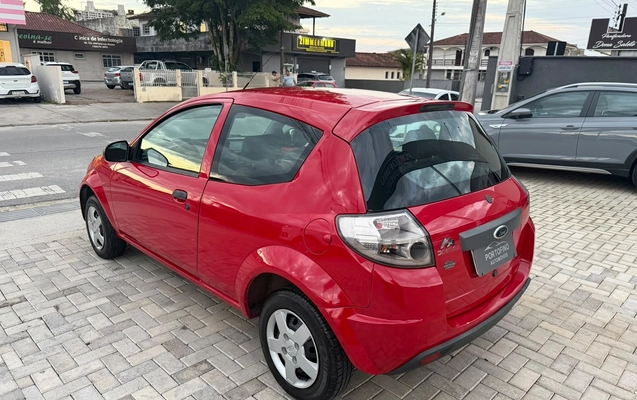 imagem-https://www.socarrao.com.br/sc-vehicle-images-prod/4422164/1792676730389-003_2d1f80646dfbf8c9509ca6cb8413edba.jpg