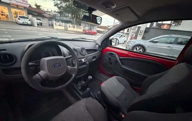 imagem-https://www.socarrao.com.br/sc-vehicle-images-prod/4422164/1792676730393-003_4121b344baa32cb8a73a14d8b36bd33d.jpg