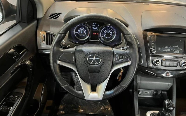 imagem-https://www.socarrao.com.br/sc-vehicle-images-prod/4422169/1792676804476-8595072_12_B_5e1844fdaf.jpeg