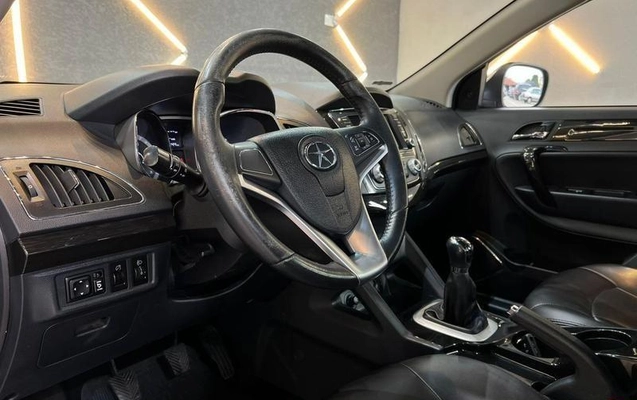 imagem-https://www.socarrao.com.br/sc-vehicle-images-prod/4422169/1792676804480-8595072_11_B_f45c0cd9f2.jpeg