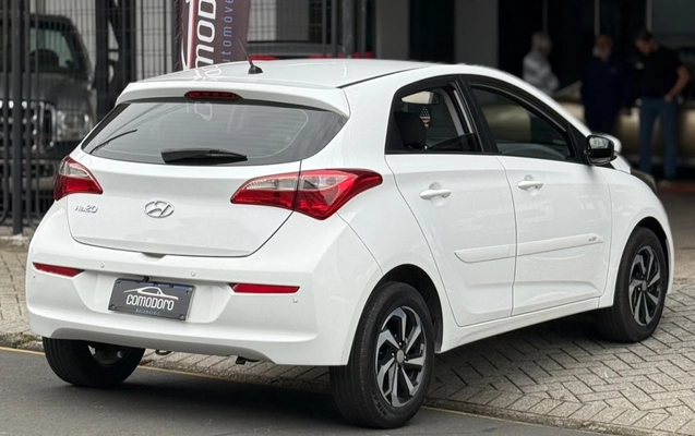 imagem-https://www.socarrao.com.br/sc-vehicle-images-prod/4422249/1792677131311-1_105040.jpg