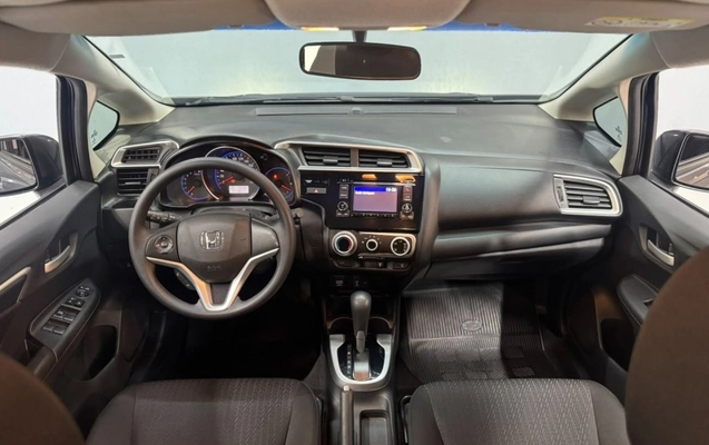 imagem-https://www.socarrao.com.br/sc-vehicle-images-prod/4422266/1792677297652-SE9OREEgRklUIExYIENWVCAxLjUgRiAxNlYgLSAyMDIwIC0gQ0lOWkEgLSBCRUI1RDE1ICgxNikucG5n.png