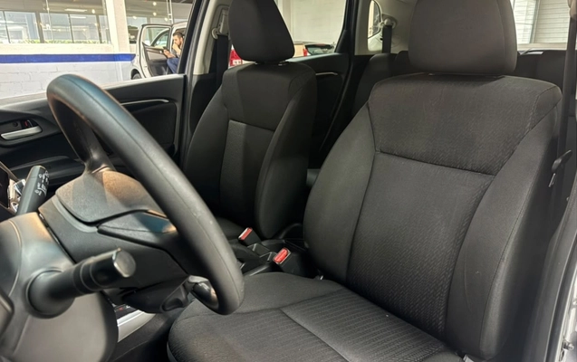 imagem-https://www.socarrao.com.br/sc-vehicle-images-prod/4422266/1792677298051-SE9OREEgRklUIExYIENWVCAxLjUgRiAxNlYgLSAyMDIwIC0gQ0lOWkEgLSBCRUI1RDE1ICgxNCkucG5n.png