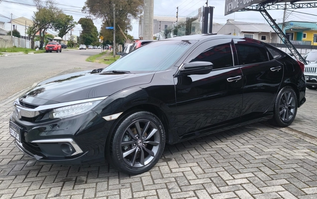 imagem-https://www.socarrao.com.br/sc-vehicle-images-prod/4422267/1792677302193-Q0lWSUMgVE9VUklORyAyMDIxIDA2LmpwZw.jpg