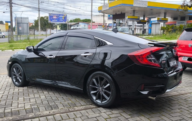 imagem-https://www.socarrao.com.br/sc-vehicle-images-prod/4422267/1792677302438-Q0lWSUMgVE9VUklORyAyMDIxIDA4LmpwZw.jpg