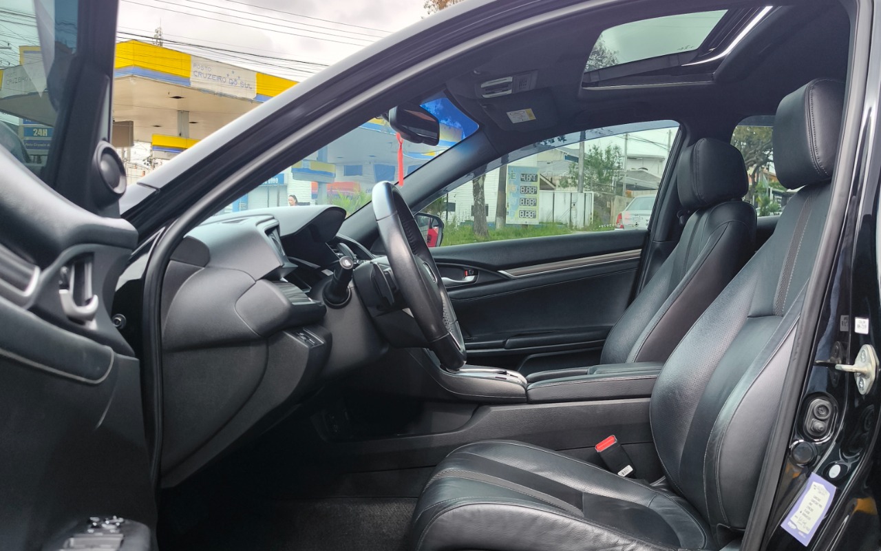 imagem-https://www.socarrao.com.br/sc-vehicle-images-prod/4422267/1792677303271-Q0lWSUMgVE9VUklORyAyMDIxIDE2LmpwZw.jpg