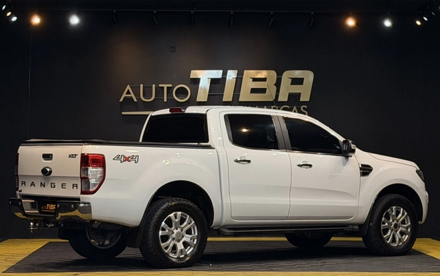 imagem-https://www.socarrao.com.br/sc-vehicle-images-prod/4422274/1792677353347-1_102911.jpg
