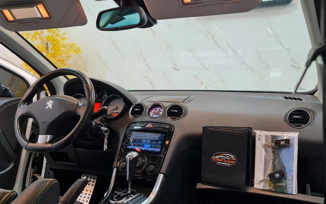 imagem-https://www.socarrao.com.br/sc-vehicle-images-prod/4422282/1792677422529-Ny5qcGc.jpg