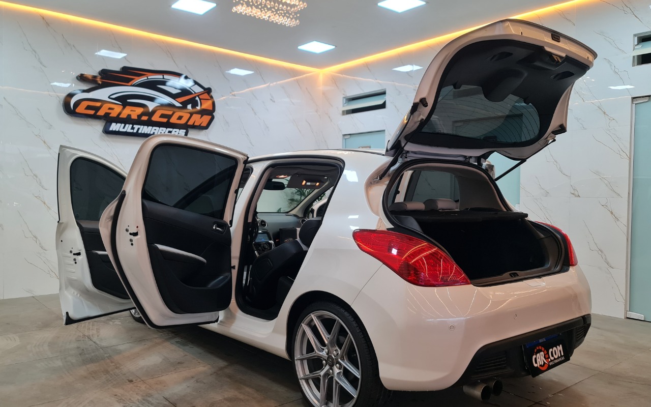 imagem-https://www.socarrao.com.br/sc-vehicle-images-prod/4422282/1792677423321-MTMuanBn.jpg