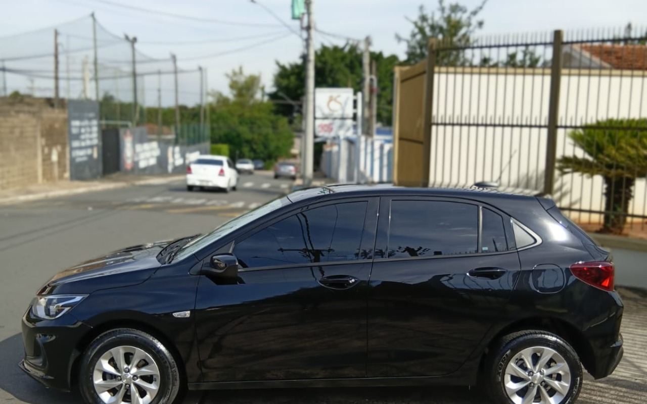 Chevrolet Onix 2020 Preto — foto 1 de 3