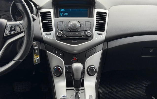 imagem-https://www.socarrao.com.br/sc-vehicle-images-prod/4422294/1792677622277-1_120745.jpg