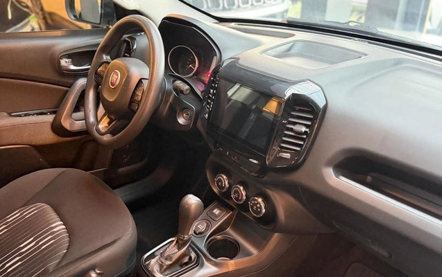 imagem-https://www.socarrao.com.br/sc-vehicle-images-prod/4422295/1792677638572-8592614_7_B_e68614e8c8.jpeg