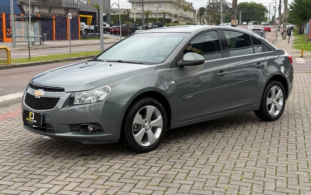 imagem-https://www.socarrao.com.br/sc-vehicle-images-prod/4422318/1792677803504-1_033359.jpg