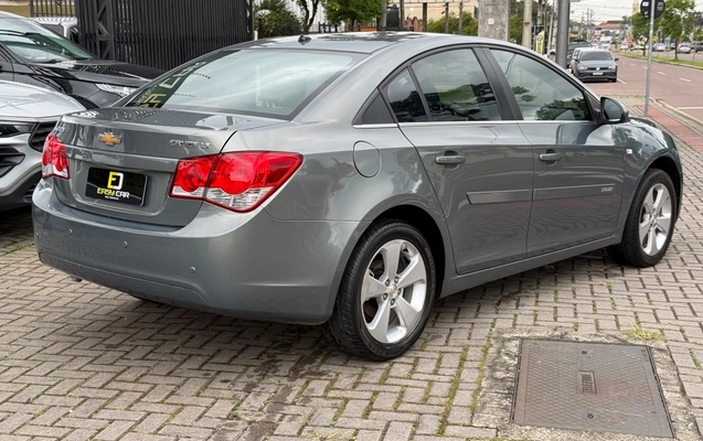 imagem-https://www.socarrao.com.br/sc-vehicle-images-prod/4422318/1792677803509-1_033403.jpg