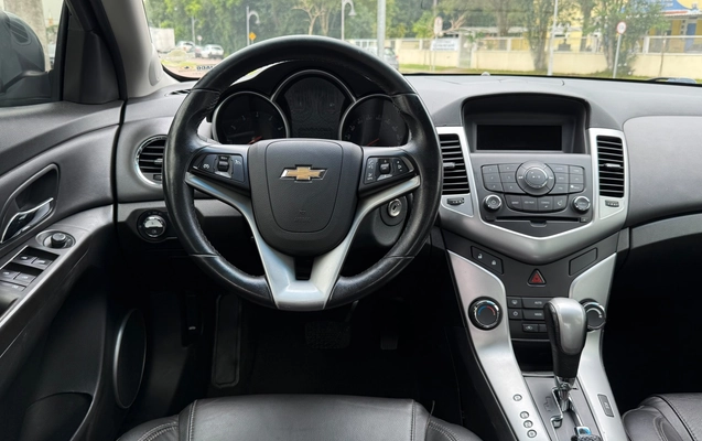 imagem-https://www.socarrao.com.br/sc-vehicle-images-prod/4422318/1792677803514-1_033413.jpg