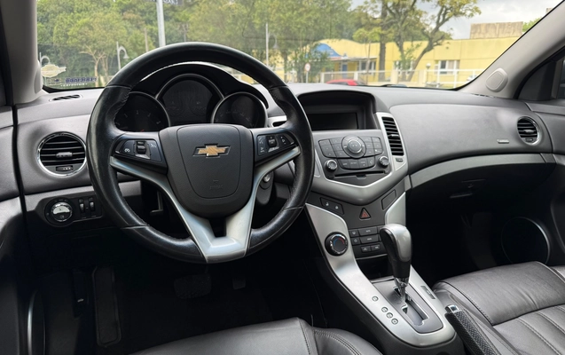 imagem-https://www.socarrao.com.br/sc-vehicle-images-prod/4422318/1792677803521-1_033434.jpg
