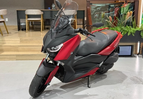 Yamaha XMAX 250 ABS 2022 Vermelho — foto 1 de 3