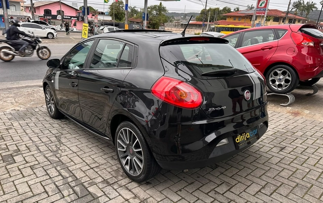 imagem-https://www.socarrao.com.br/sc-vehicle-images-prod/4422389/1792678239361-1f9fc777-4282-448a-a552-e72a364eb27a.jpeg