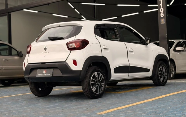 imagem-https://www.socarrao.com.br/sc-vehicle-images-prod/4422417/1792694293849-gb-ff72546.jpeg