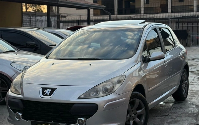 imagem-https://www.socarrao.com.br/sc-vehicle-images-prod/4422456/1792678762952-V2hhdHNBcHAgSW1hZ2UgMjAyNi0xMC0yMSBhdCAyMC41NC4zMiAoNCkuanBlZw.jpeg