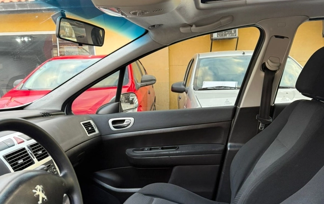 imagem-https://www.socarrao.com.br/sc-vehicle-images-prod/4422456/1792678763110-V2hhdHNBcHAgSW1hZ2UgMjAyNi0xMC0yMSBhdCAyMC41NC4zMiAoMSkuanBlZw.jpeg