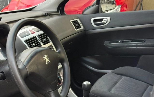 imagem-https://www.socarrao.com.br/sc-vehicle-images-prod/4422456/1792678763366-V2hhdHNBcHAgSW1hZ2UgMjAyNi0xMC0yMSBhdCAyMC41NC4zMiAoMykuanBlZw.jpeg