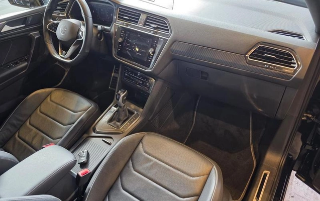 imagem-https://www.socarrao.com.br/sc-vehicle-images-prod/4422479/1792678833810-8346859_8_B_82202fef2a.jpeg