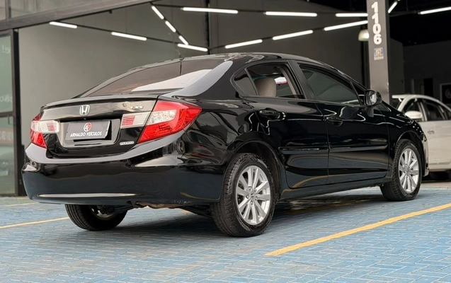 imagem-https://www.socarrao.com.br/sc-vehicle-images-prod/4422485/1792678873672-gb-d2e1c58.jpeg