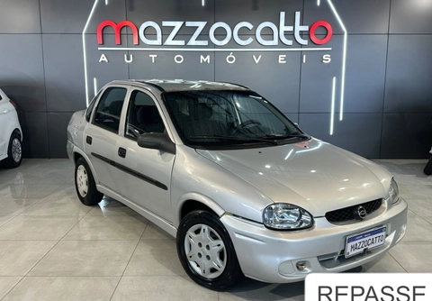 Chevrolet Corsa 2001 Prata — foto 1 de 3
