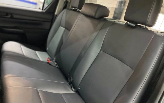 imagem-https://www.socarrao.com.br/sc-vehicle-images-prod/4422525/1792679124011-VE9ZT1RBIEhJTFVYIENEIC0gMjAyNCAtIENJTlpBIC0gVEFTMEoyMyAoMTUpLmpwZw.jpg