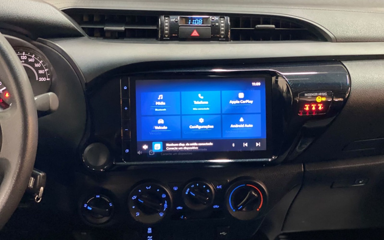 imagem-https://www.socarrao.com.br/sc-vehicle-images-prod/4422525/1792679124078-VE9ZT1RBIEhJTFVYIENEIC0gMjAyNCAtIENJTlpBIC0gVEFTMEoyMyAoMjEpLmpwZw.jpg