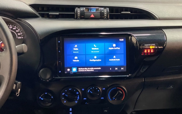 imagem-https://www.socarrao.com.br/sc-vehicle-images-prod/4422525/1792679124078-VE9ZT1RBIEhJTFVYIENEIC0gMjAyNCAtIENJTlpBIC0gVEFTMEoyMyAoMjEpLmpwZw.jpg