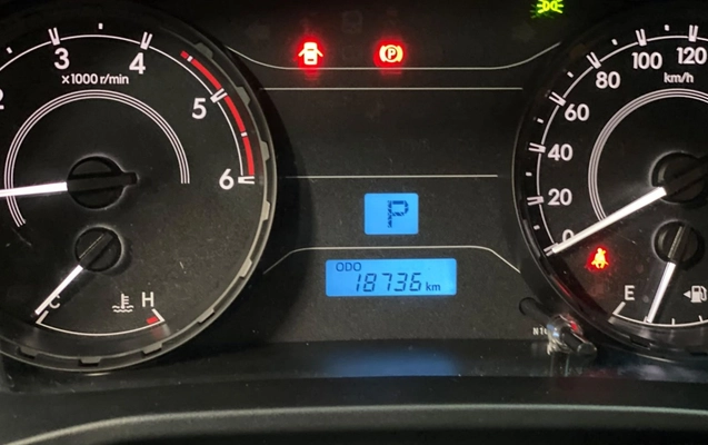 imagem-https://www.socarrao.com.br/sc-vehicle-images-prod/4422525/1792679124331-VE9ZT1RBIEhJTFVYIENEIC0gMjAyNCAtIENJTlpBIC0gVEFTMEoyMyAoMjIpLmpwZw.jpg